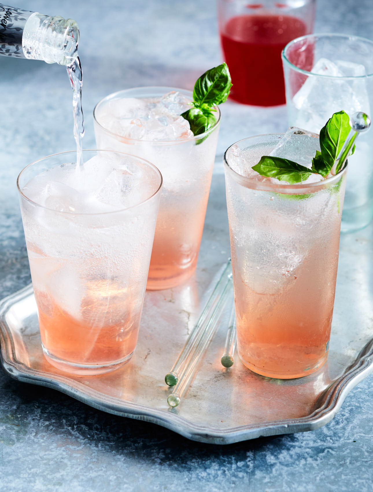 Coctail_V1_Pour_COMP_COPY