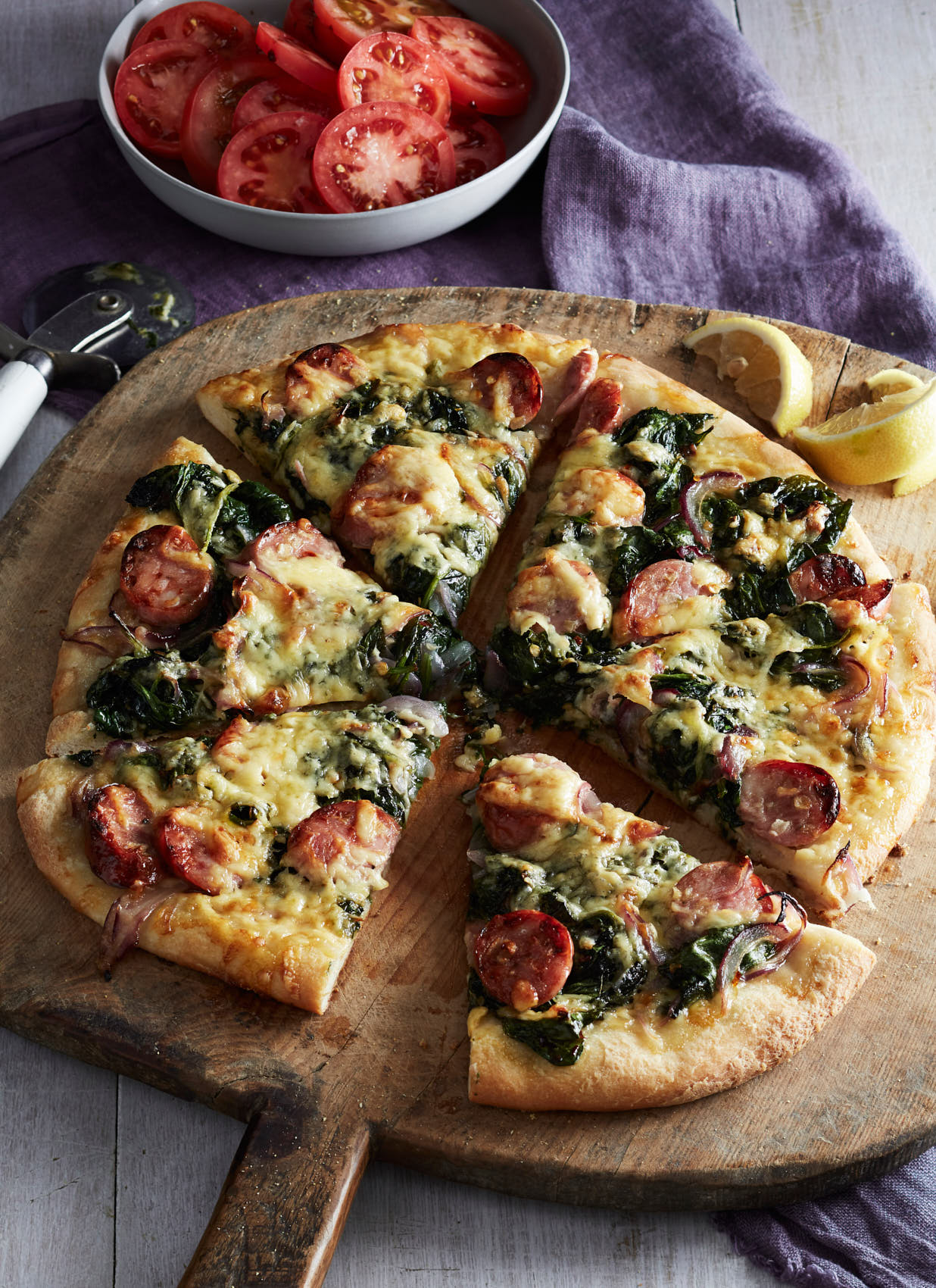 apple-sausage-and-spinach-pizza-16931-w