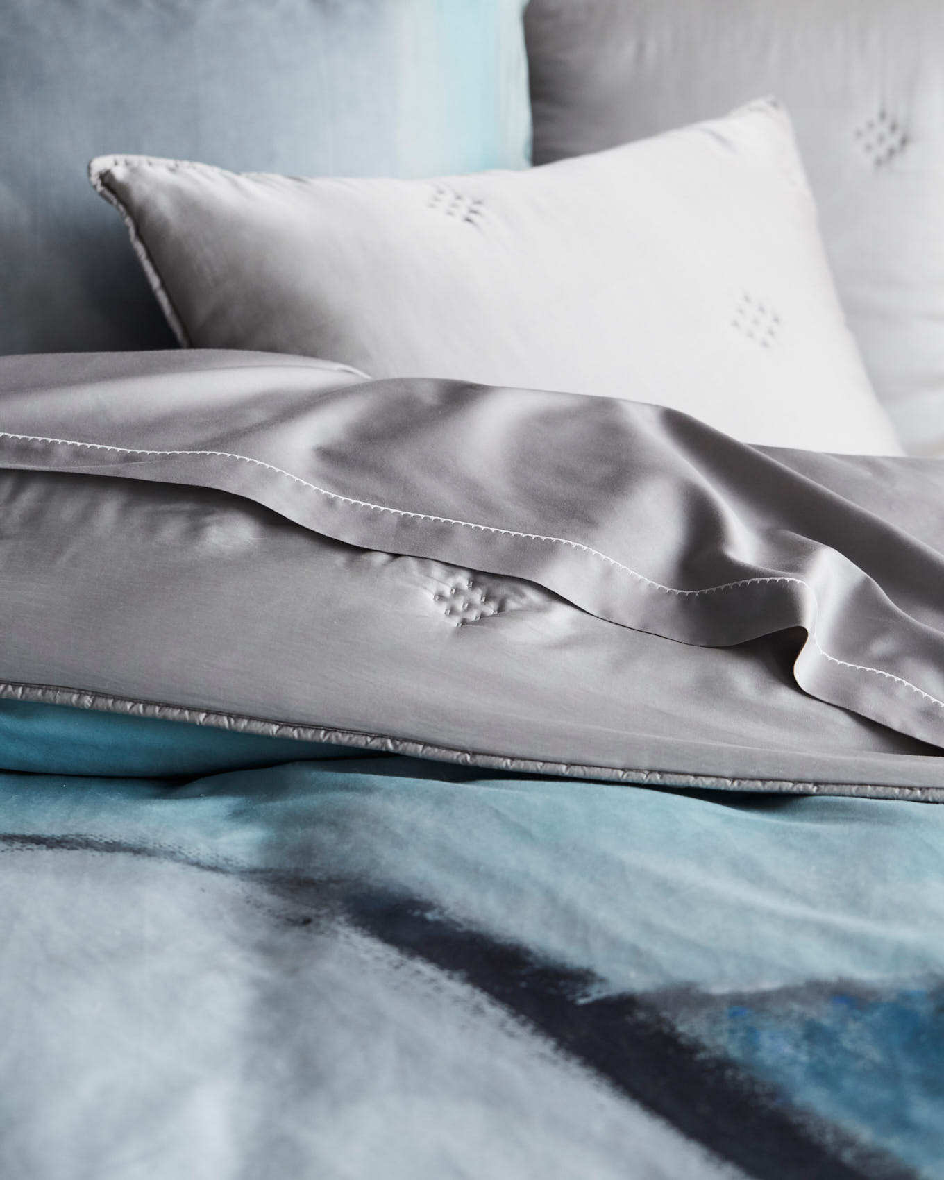b10-reportage-arne-bedding-focus-su17-0174-w